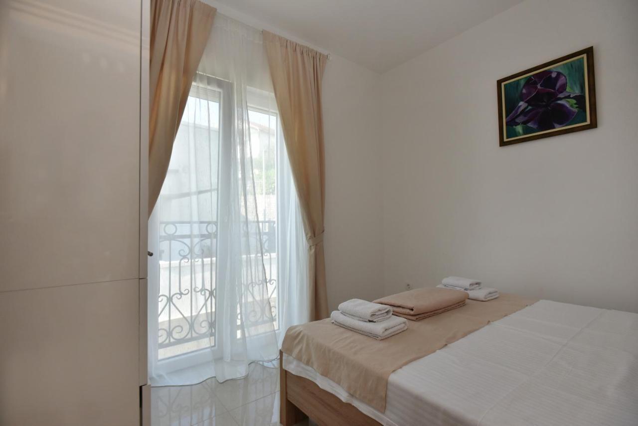 Villa Julia Baosic Ngoại thất bức ảnh
